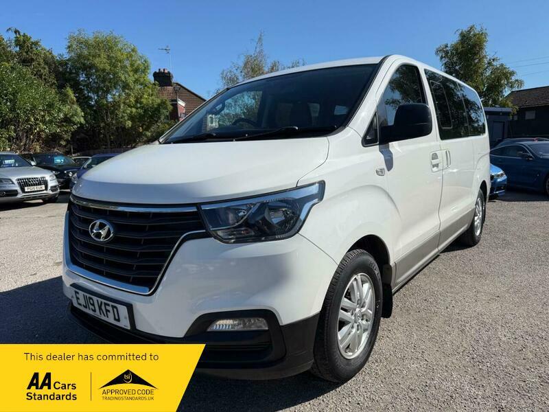 Hyundai i800 2019 - Cars in Crawley