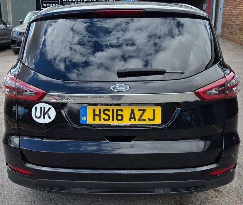 Ford S-Max 2016 - Cars in Farnham