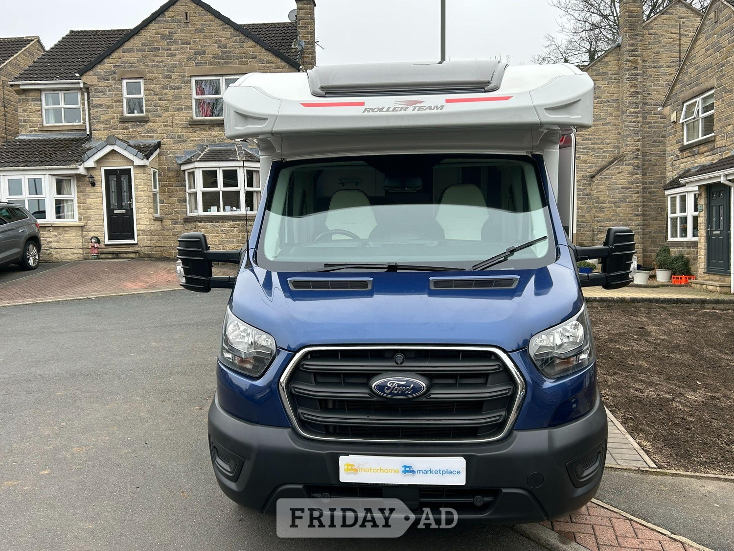 [4 berth ]Roller Team Zefiro 696