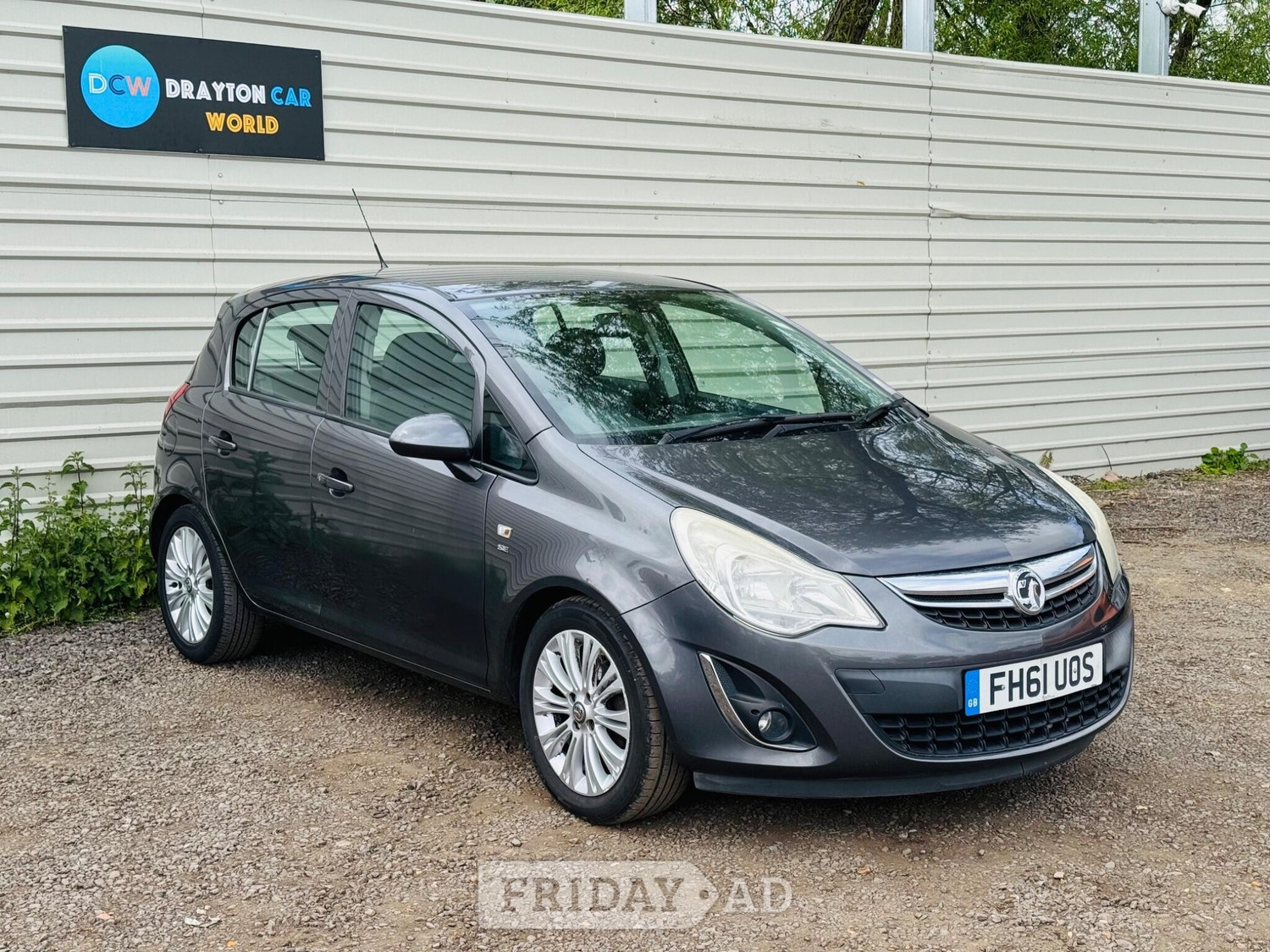 Vauxhall Corsa 2012 - Cars in Hillingdon