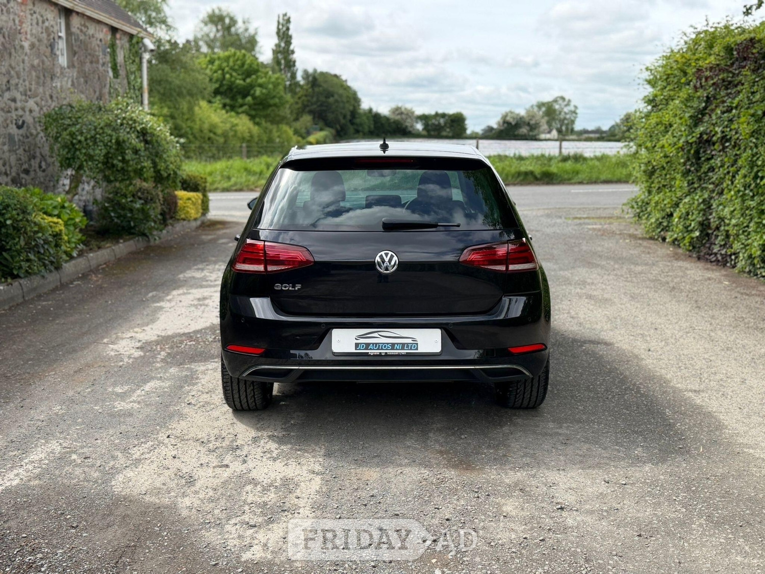 Volkswagen Golf 2019 - Cars