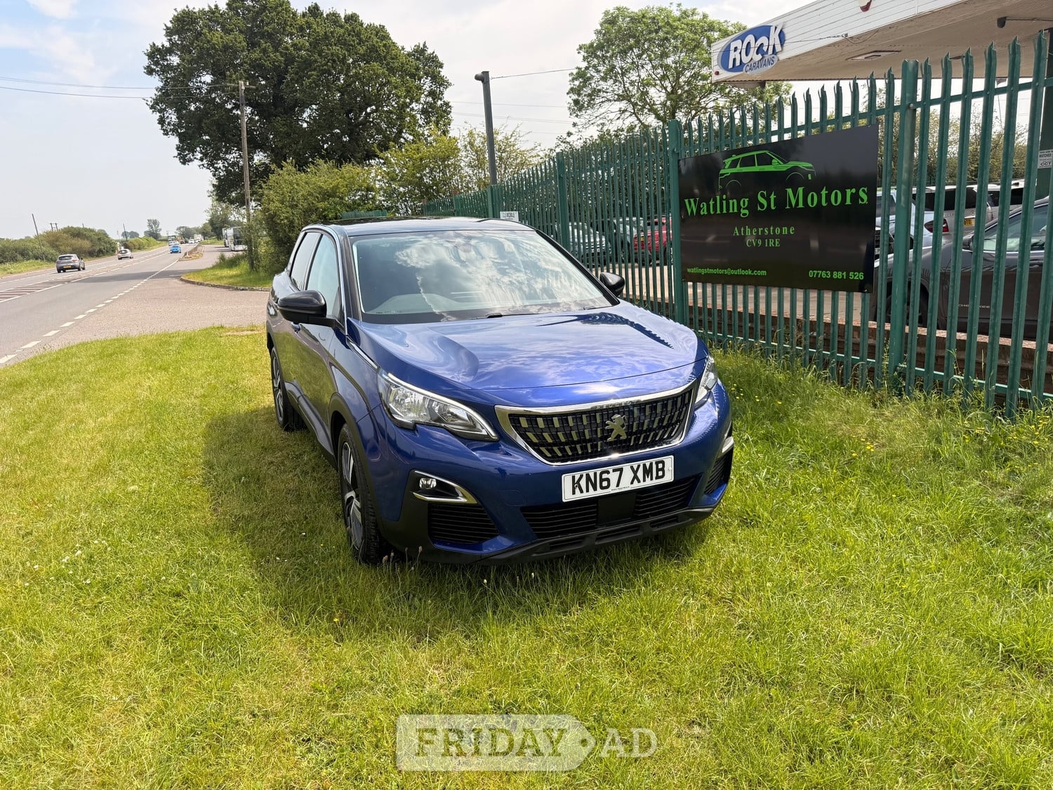 [ berth ]Peugeot 3008
