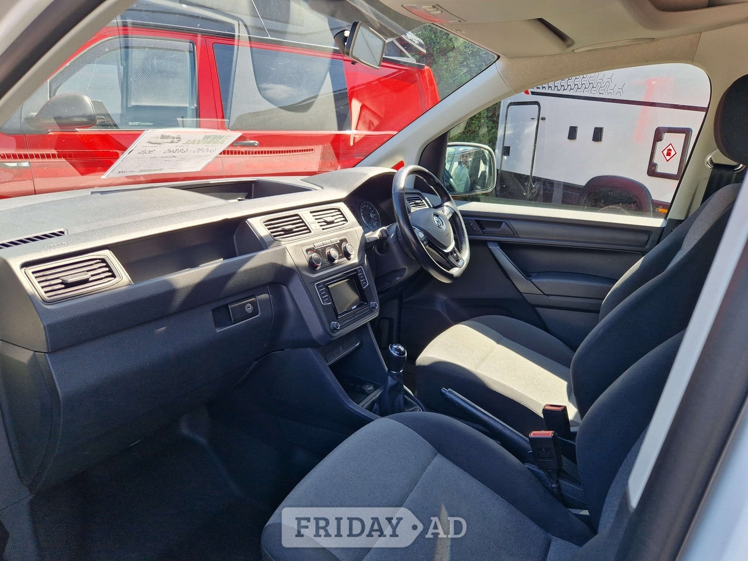 [3 berth ]Volkswagen Caddy
