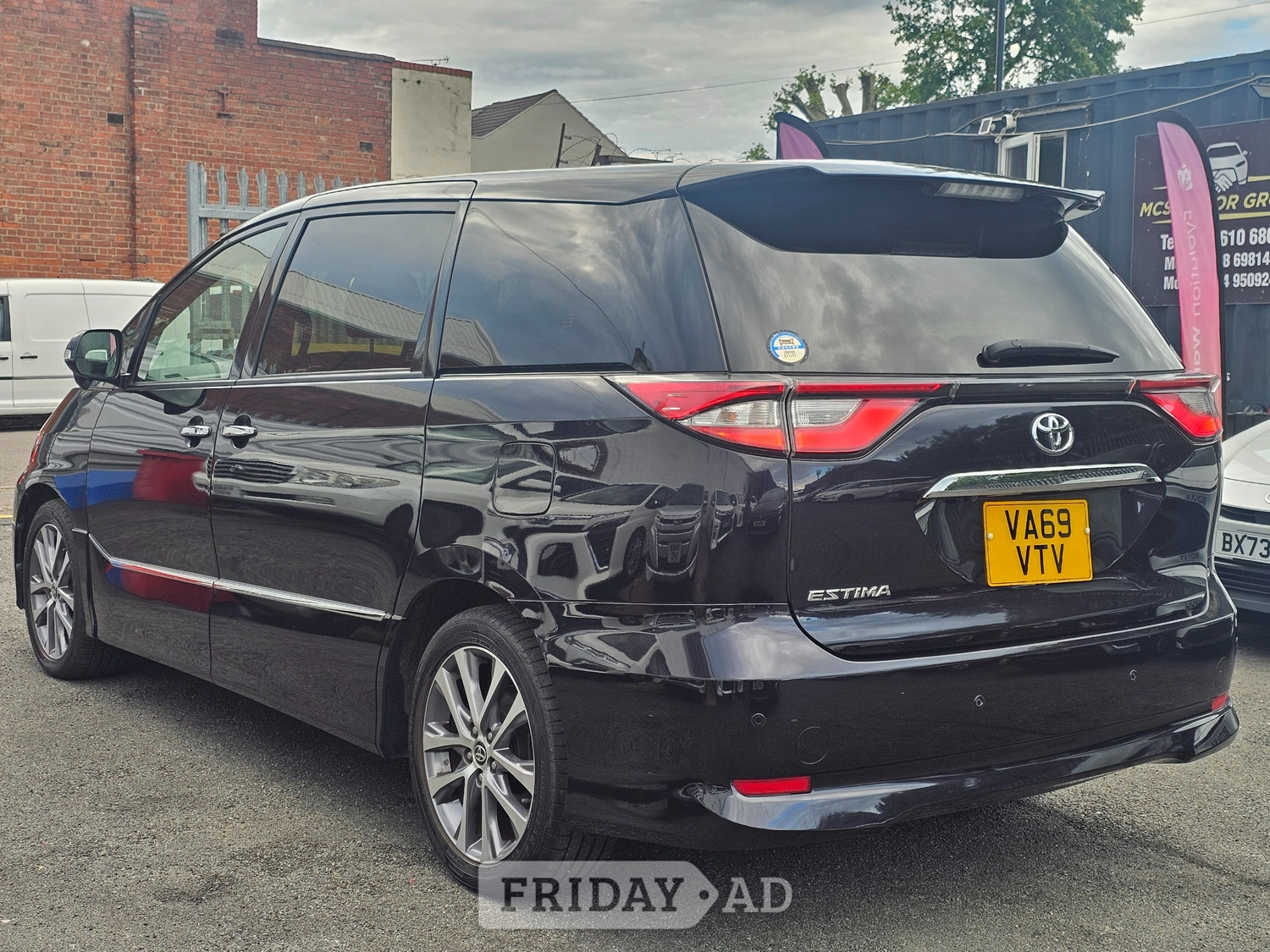 Toyota Estima 2019 - Cars in Coventry