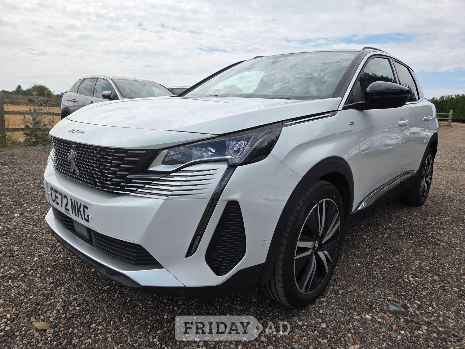 [ berth ]Peugeot 3008