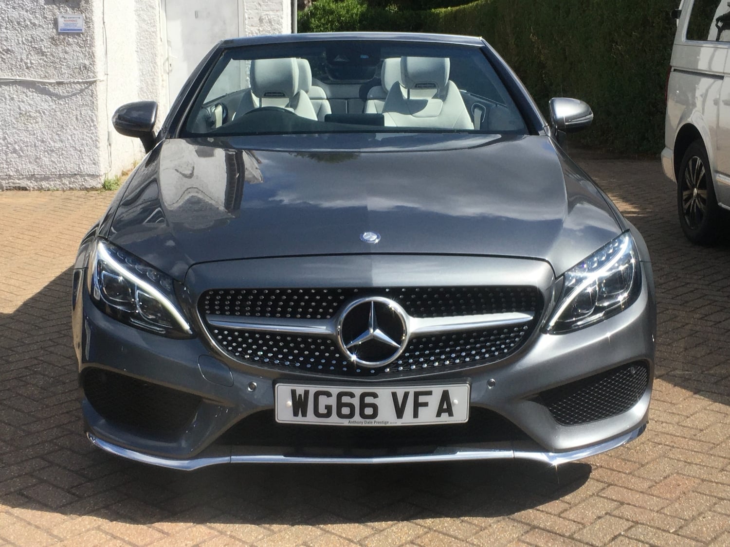 [ berth ]Mercedes-Benz C Class