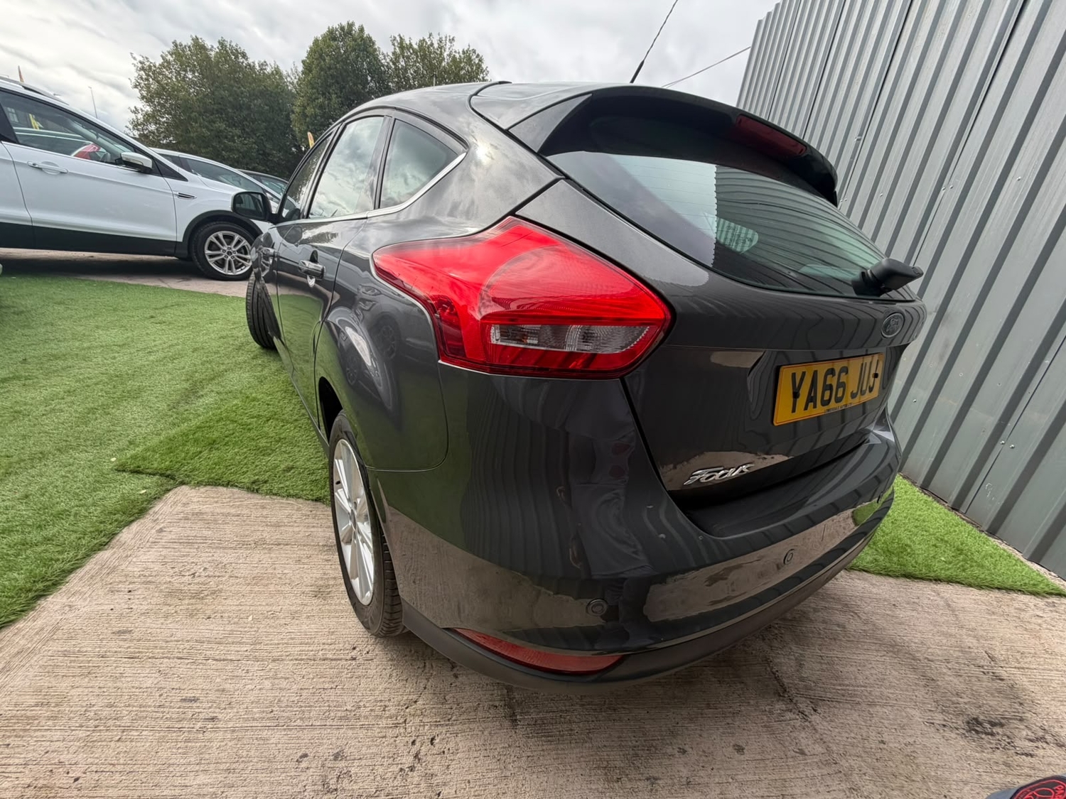 [ berth ]Ford Focus