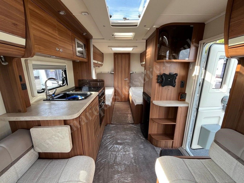 Elddis Affinity 574 2016 - Motorhomes & Caravans in Exeter