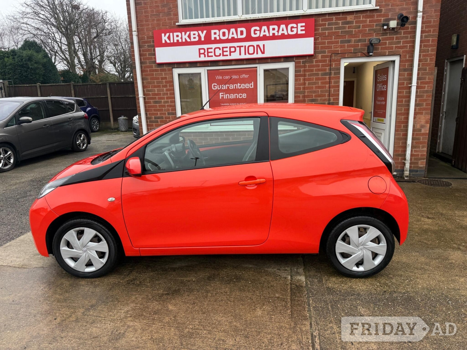 Toyota Aygo 2016 - Cars