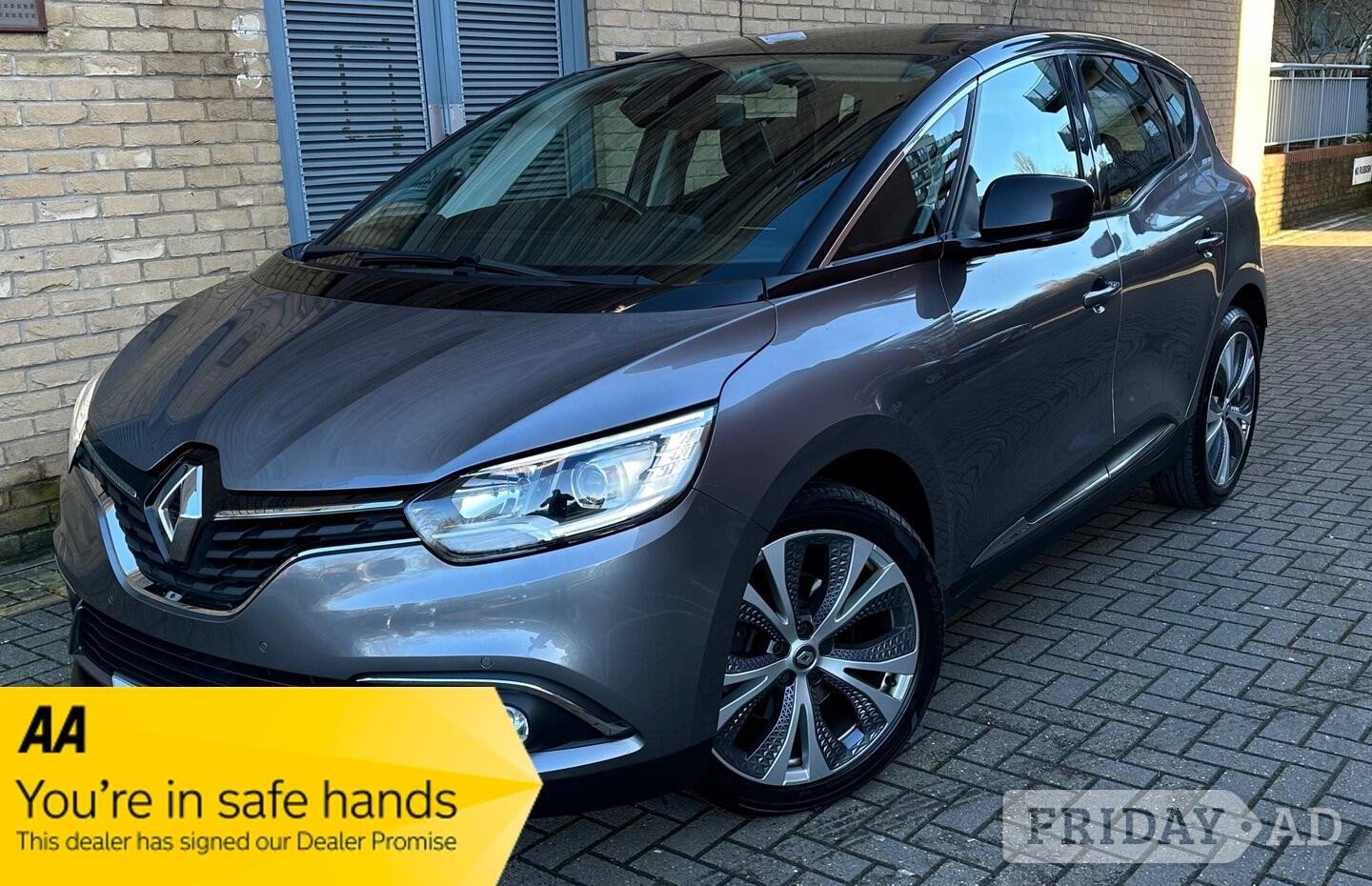 Renault Scenic 2018 in Willesden