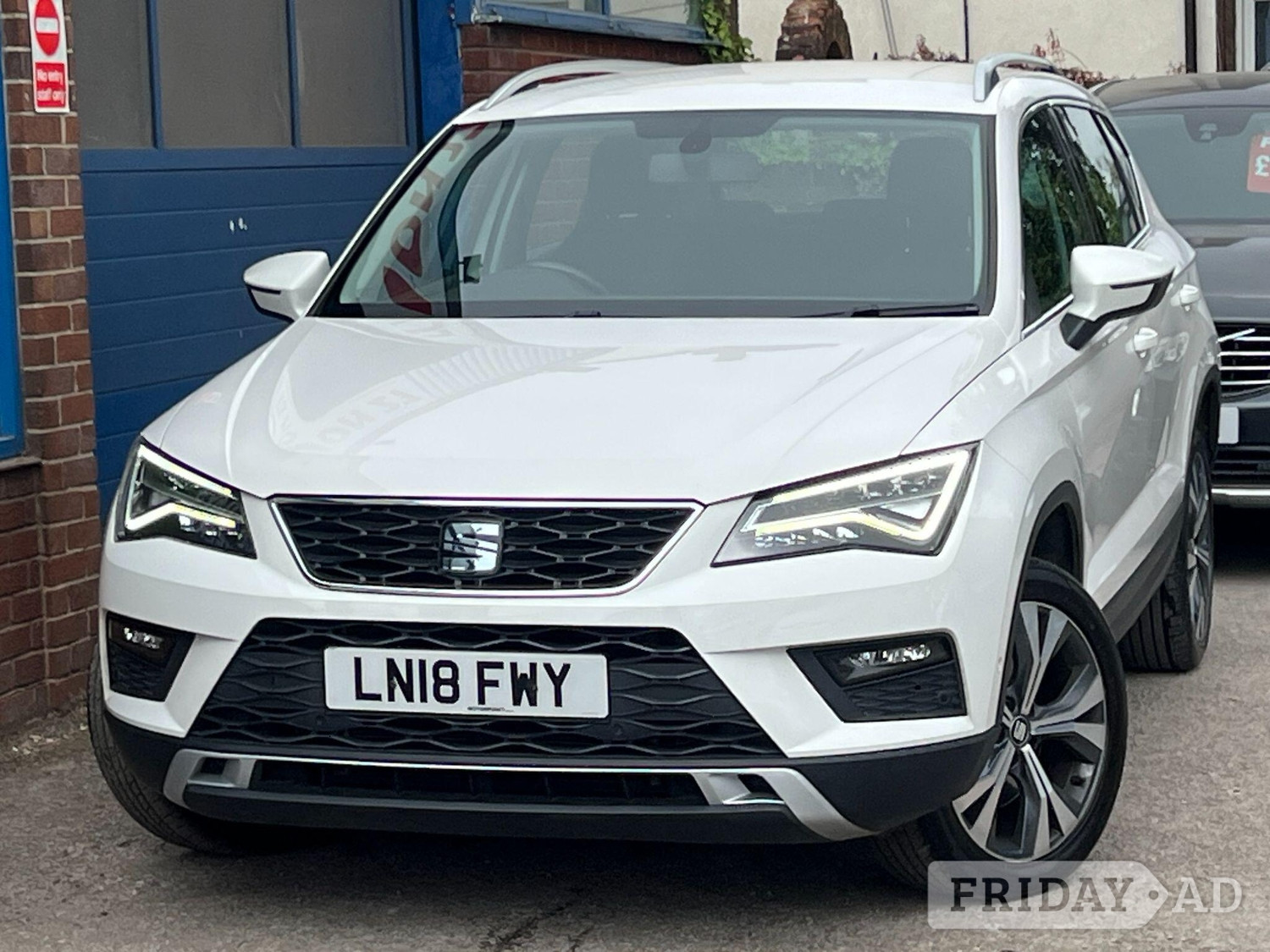 [ berth ]SEAT Ateca