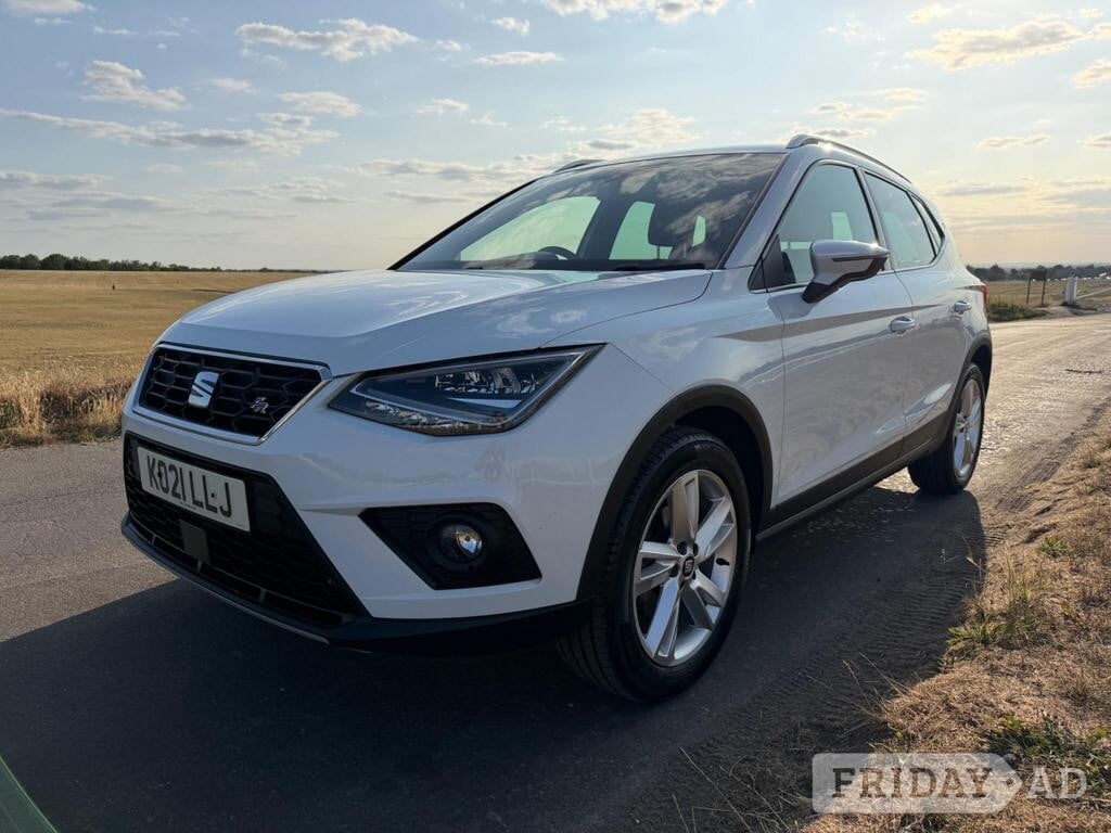[ berth ]SEAT Arona