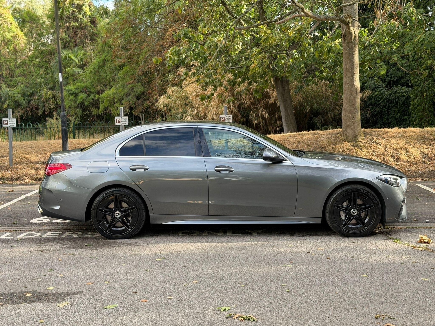 [ berth ]Mercedes-Benz C Class