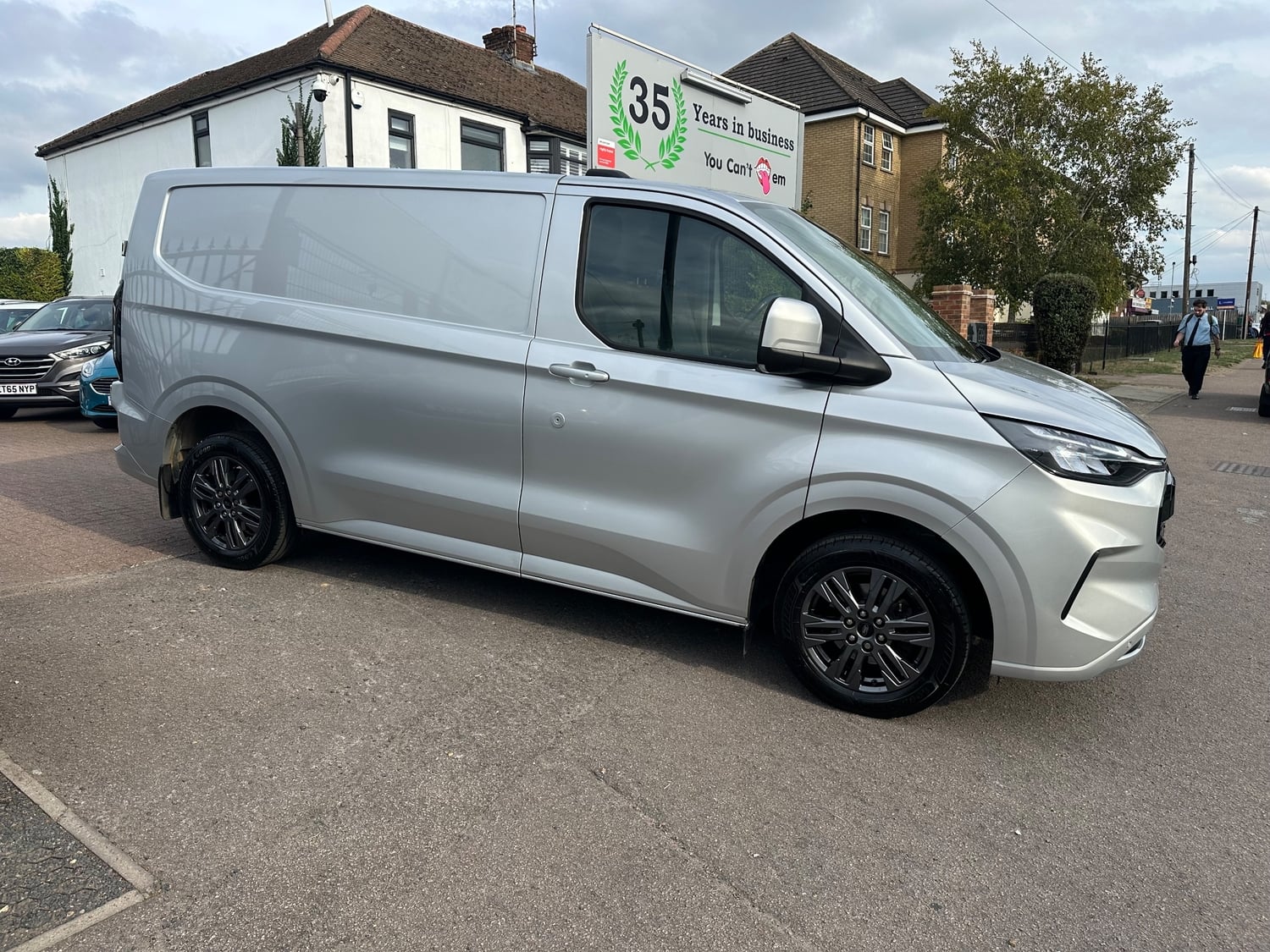 Ford Transit Custom 2024 - Vans & Commercial Vehicles