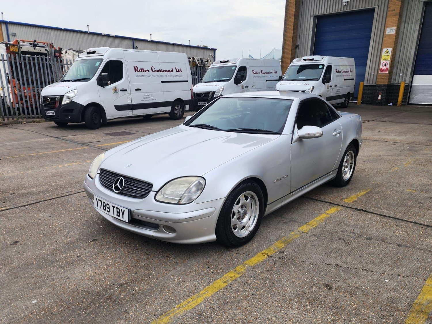 [ berth ]Mercedes-Benz SLK