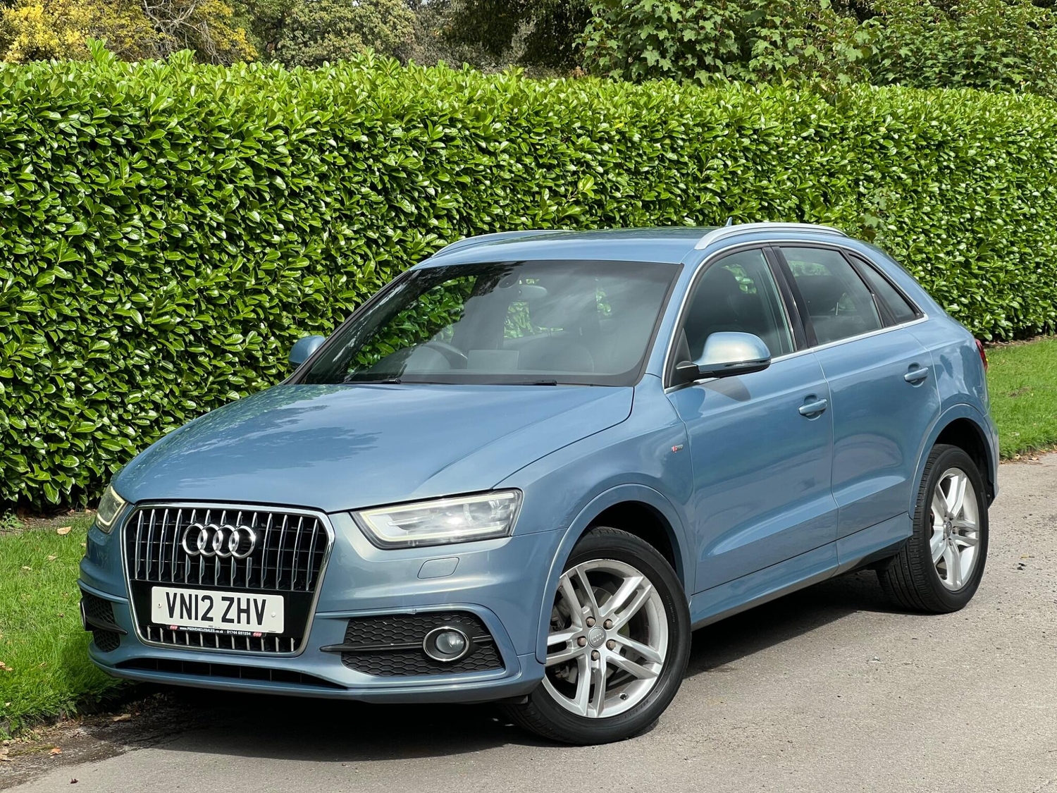 [ berth ]Audi Q3