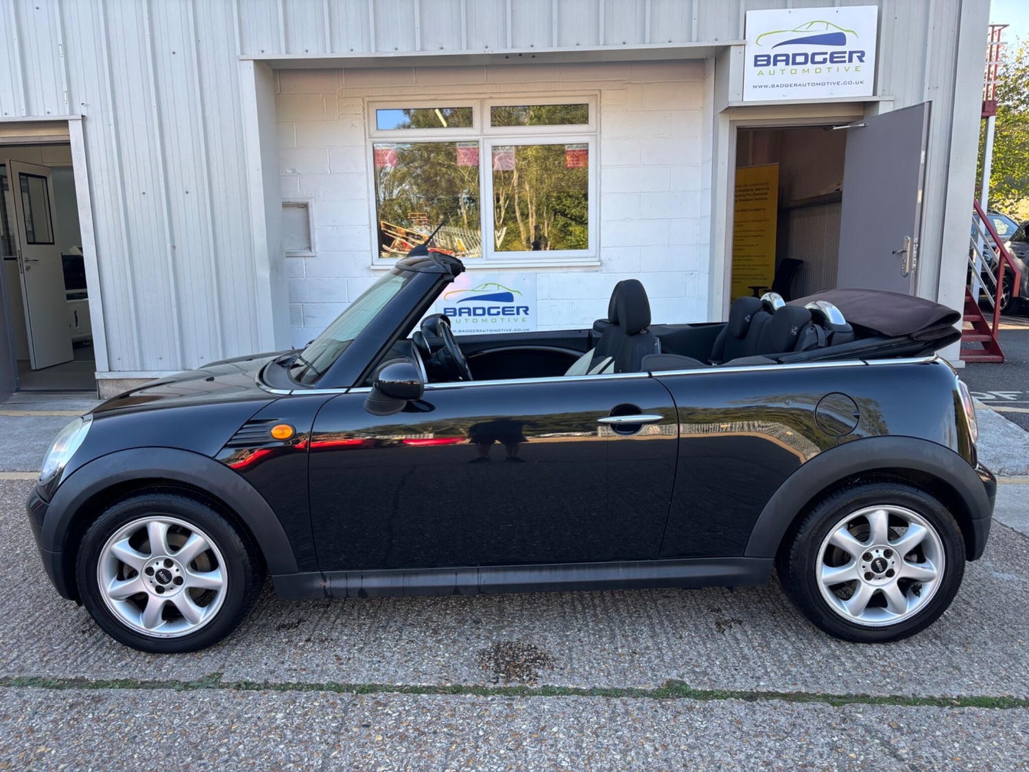 2010 MINI Convertible 1.6 Cooper Euro 4 2dr - Cars