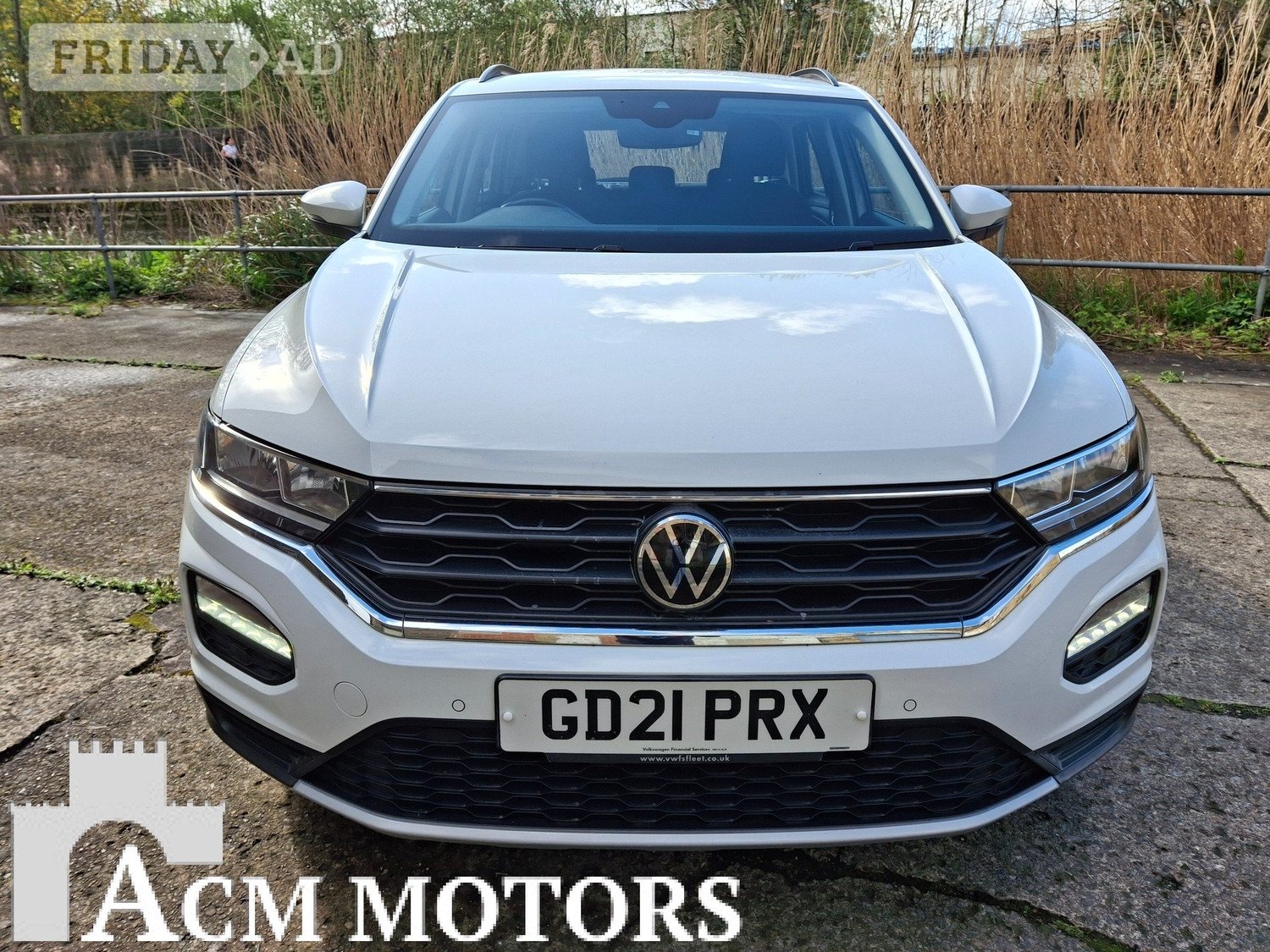 [ berth ]Volkswagen T-Roc