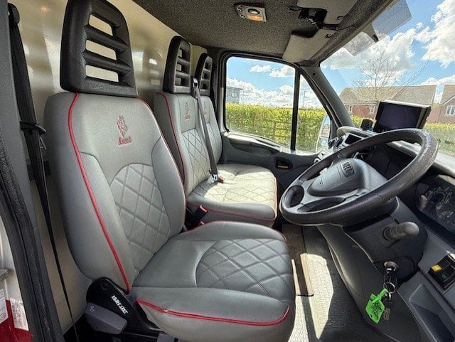 Ascot Weekender Iveco Horsebox - Trailers & Horseboxes