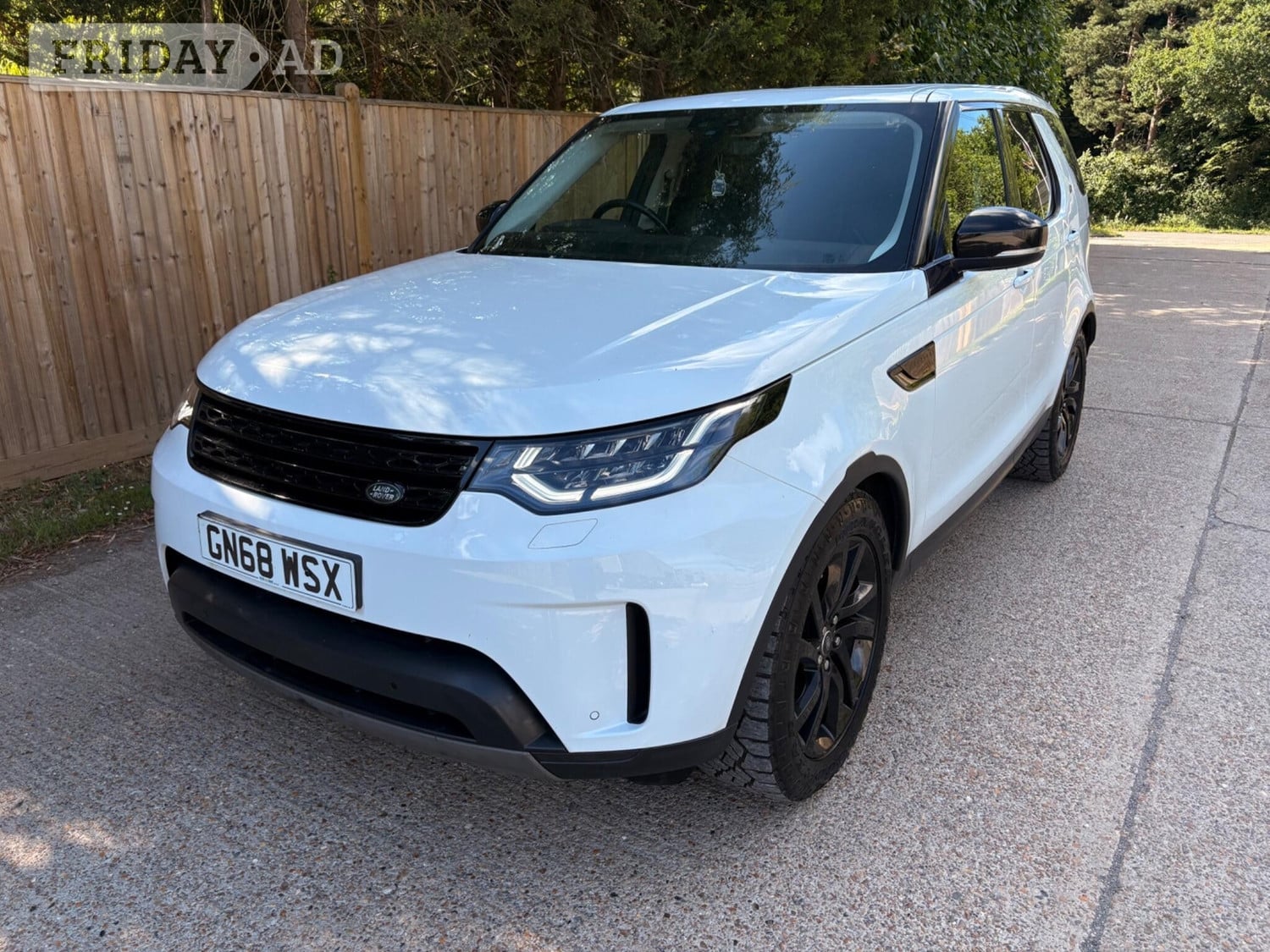 Land Rover Discovery 2018 - Cars in Tonbridge