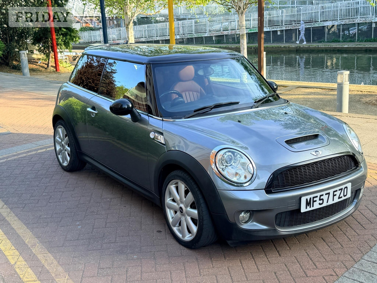 [ berth ]Mini Hatch