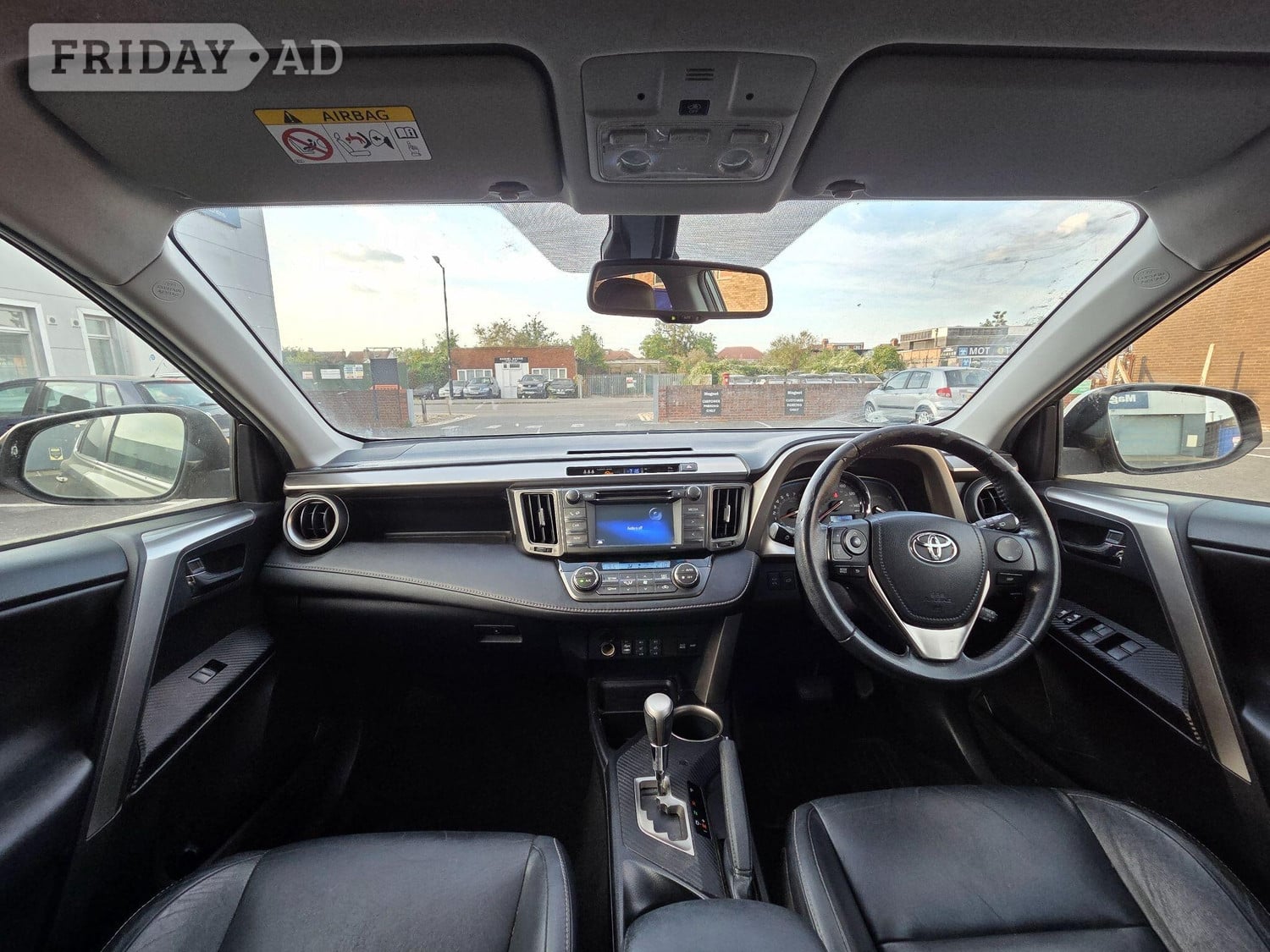 Toyota RAV4 2014 - Cars in Slough
