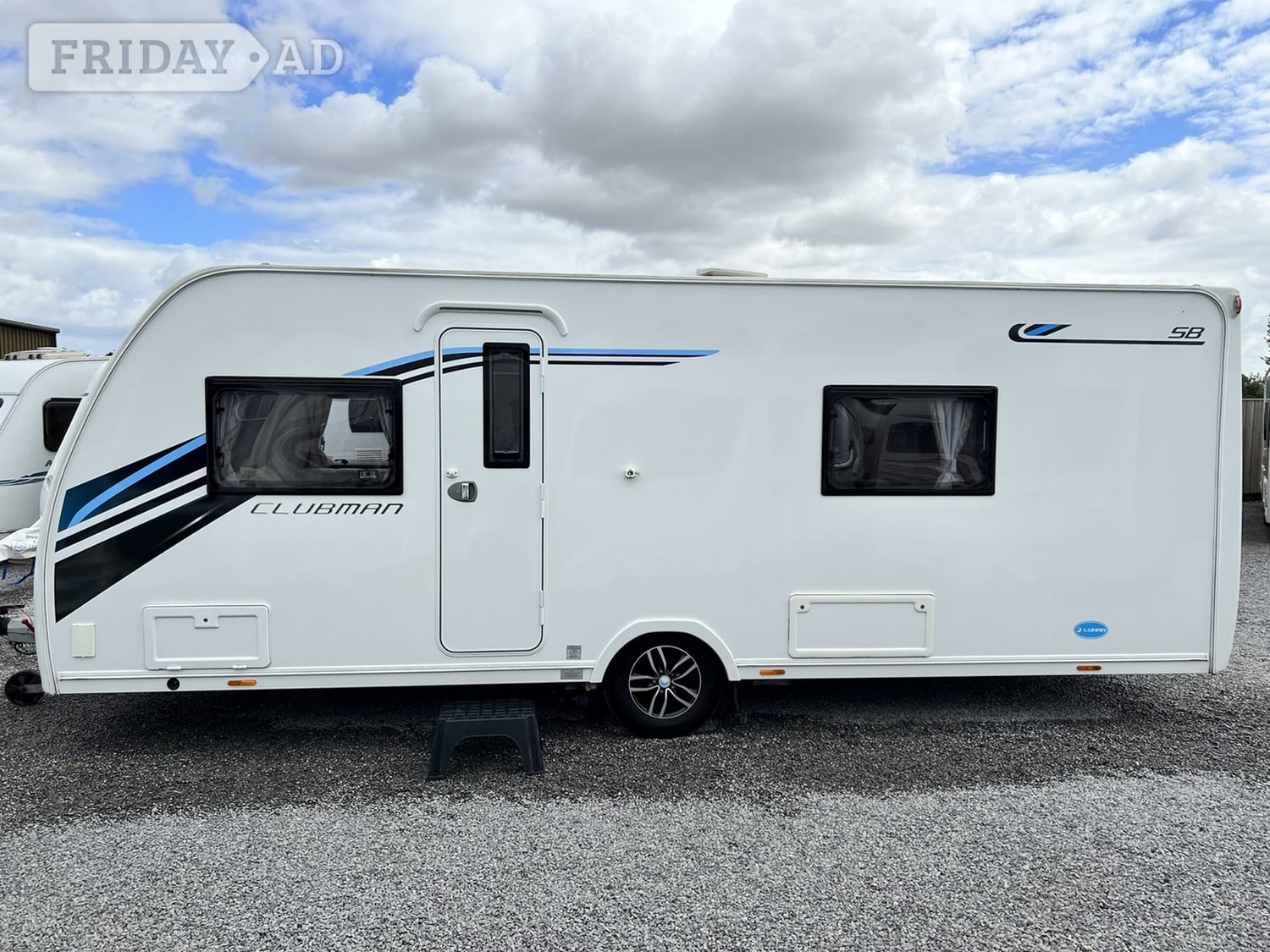 [ berth ]Lunar Clubman
