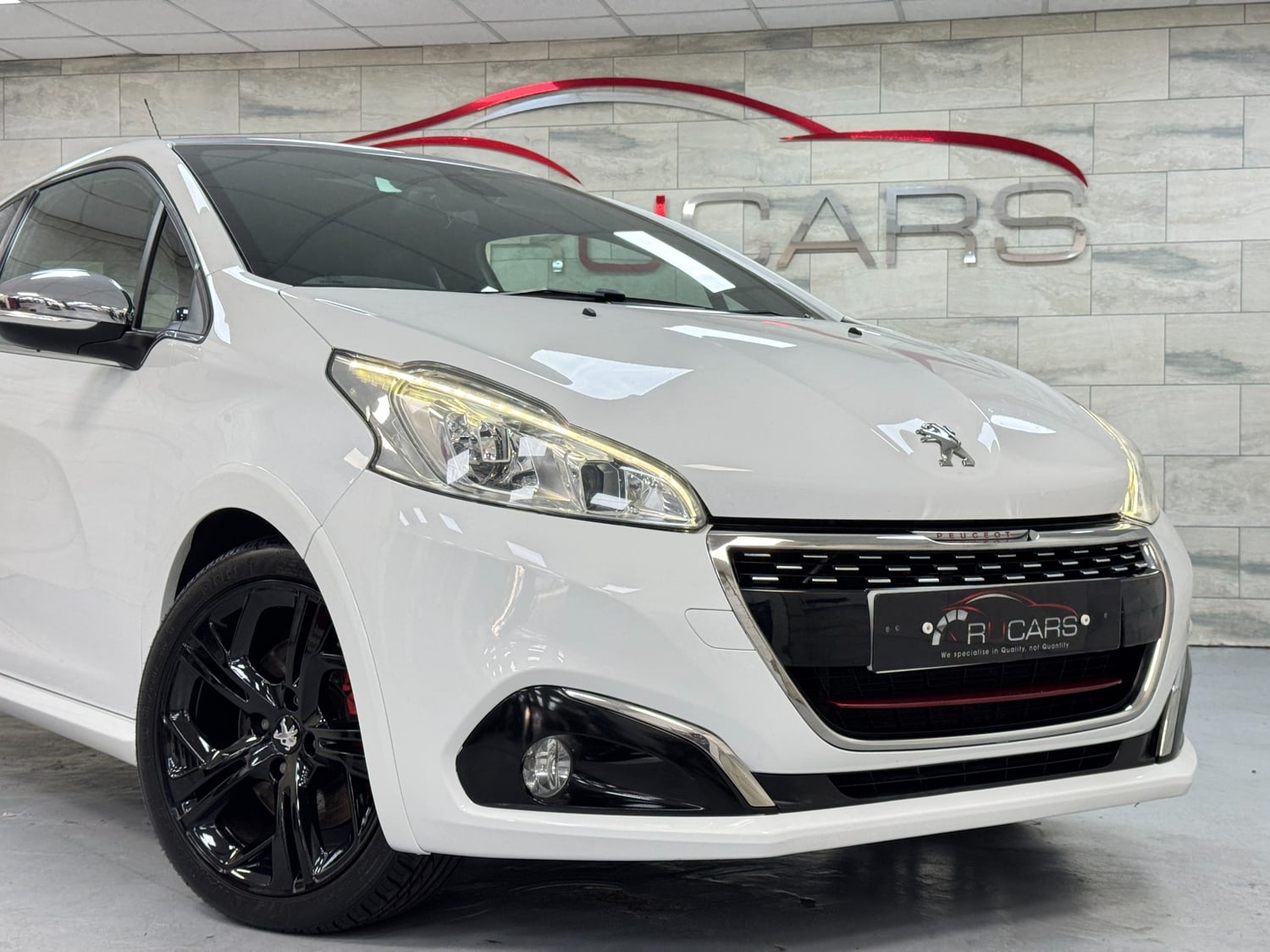 Peugeot 208 2016 - Cars