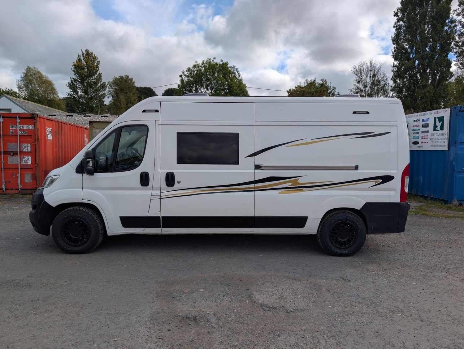Citroen Relay Campervan Conversion 2018 for sale - Motorhomes & Caravans in Bridgend