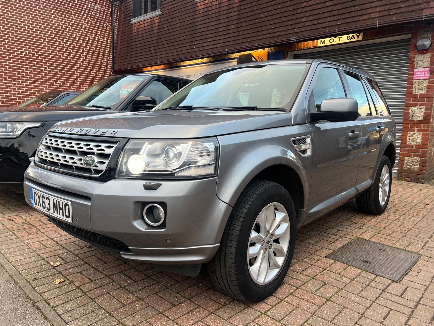 Land Rover Freelander 2 2013 - Cars
