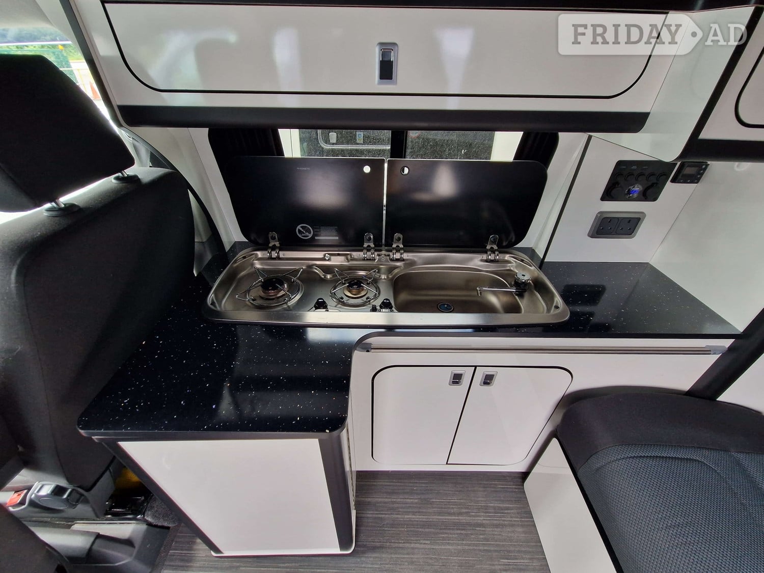 [4 berth ]Volkswagen Transporter T5 T5