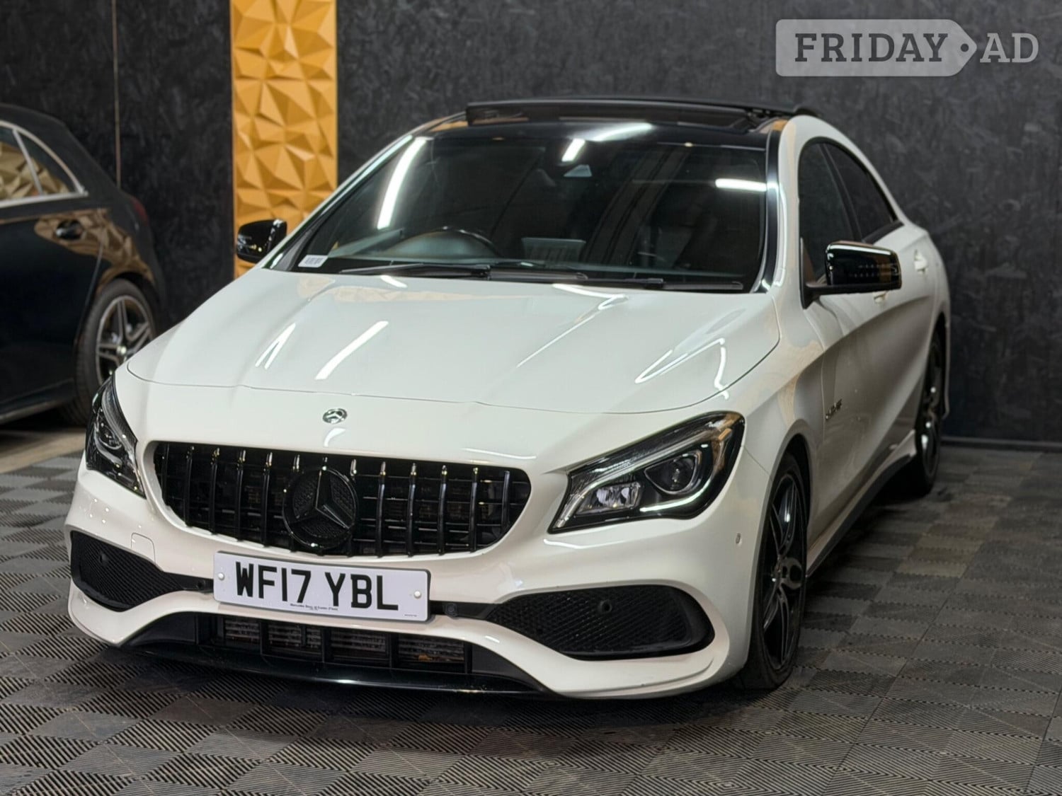 [ berth ]Mercedes-Benz CLA Class