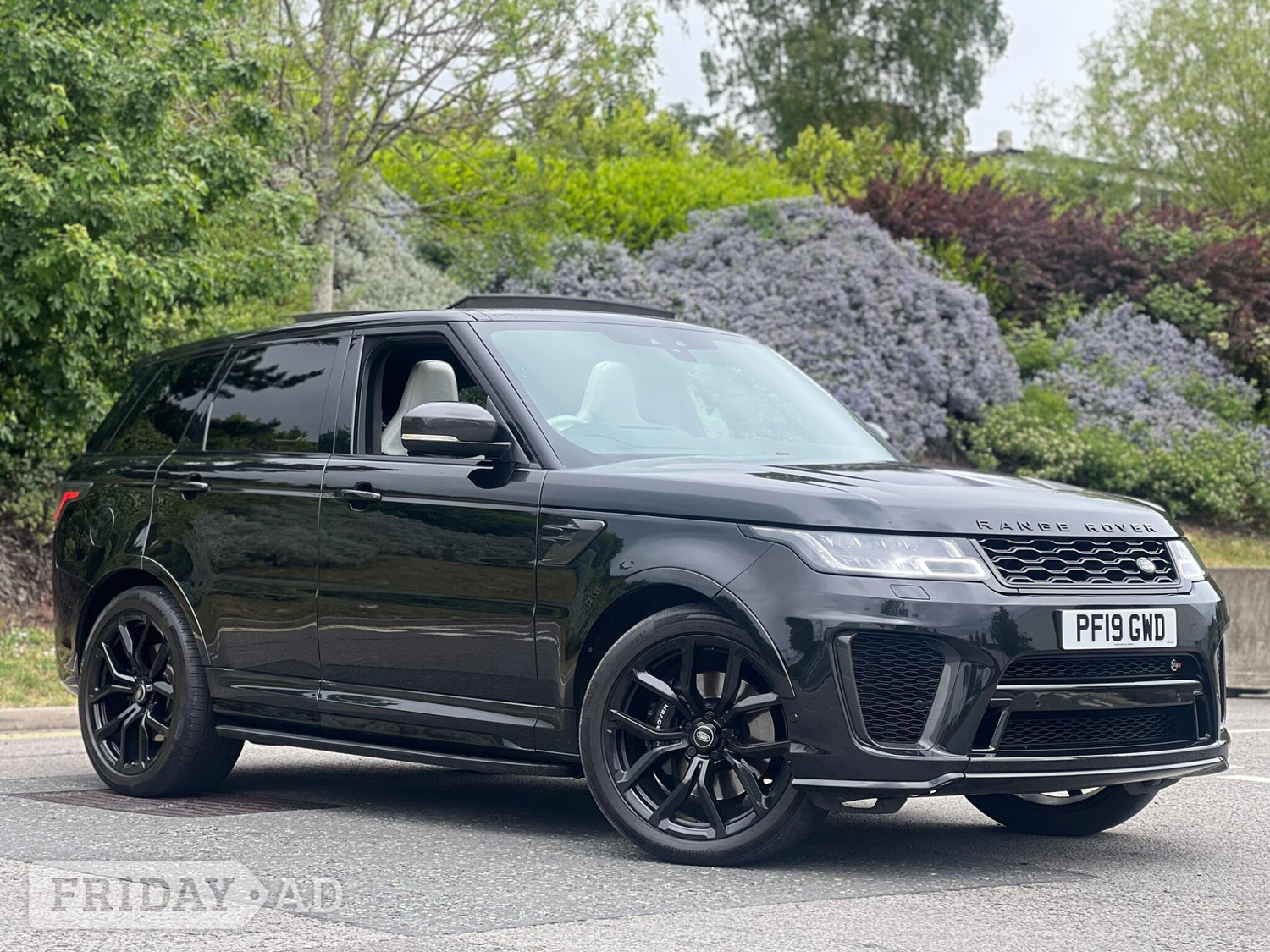 Land Rover Range Rover Sport 2019 in Birmingham