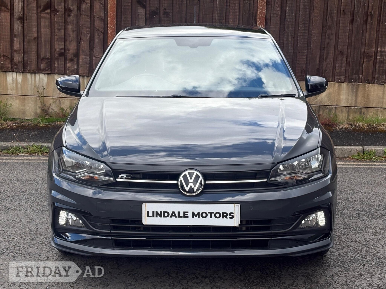 Volkswagen Polo Oldham