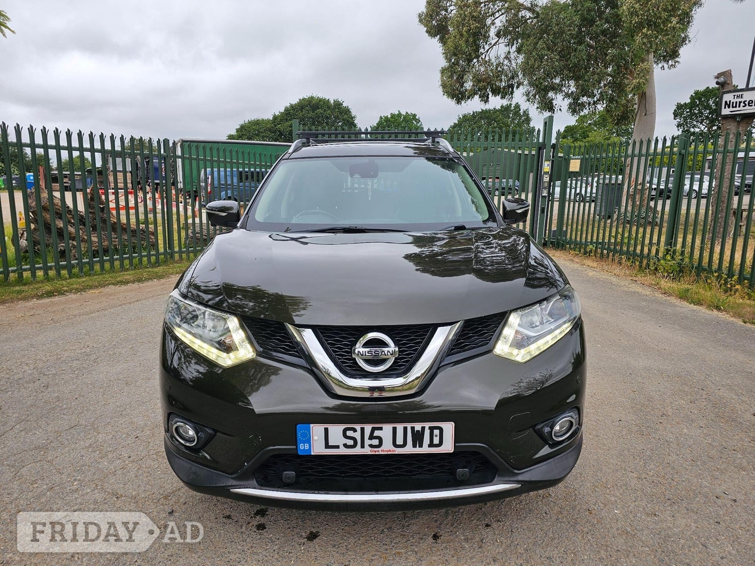 Nissan X-Trail Reading