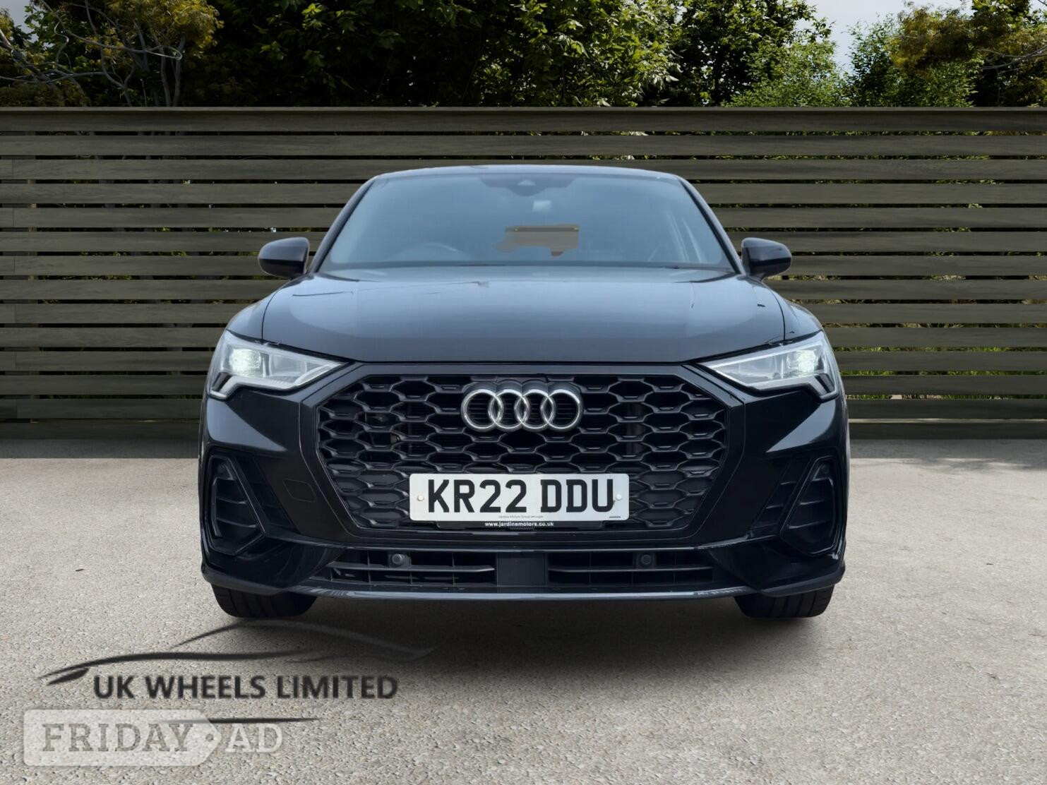 [ berth ]Audi Q3