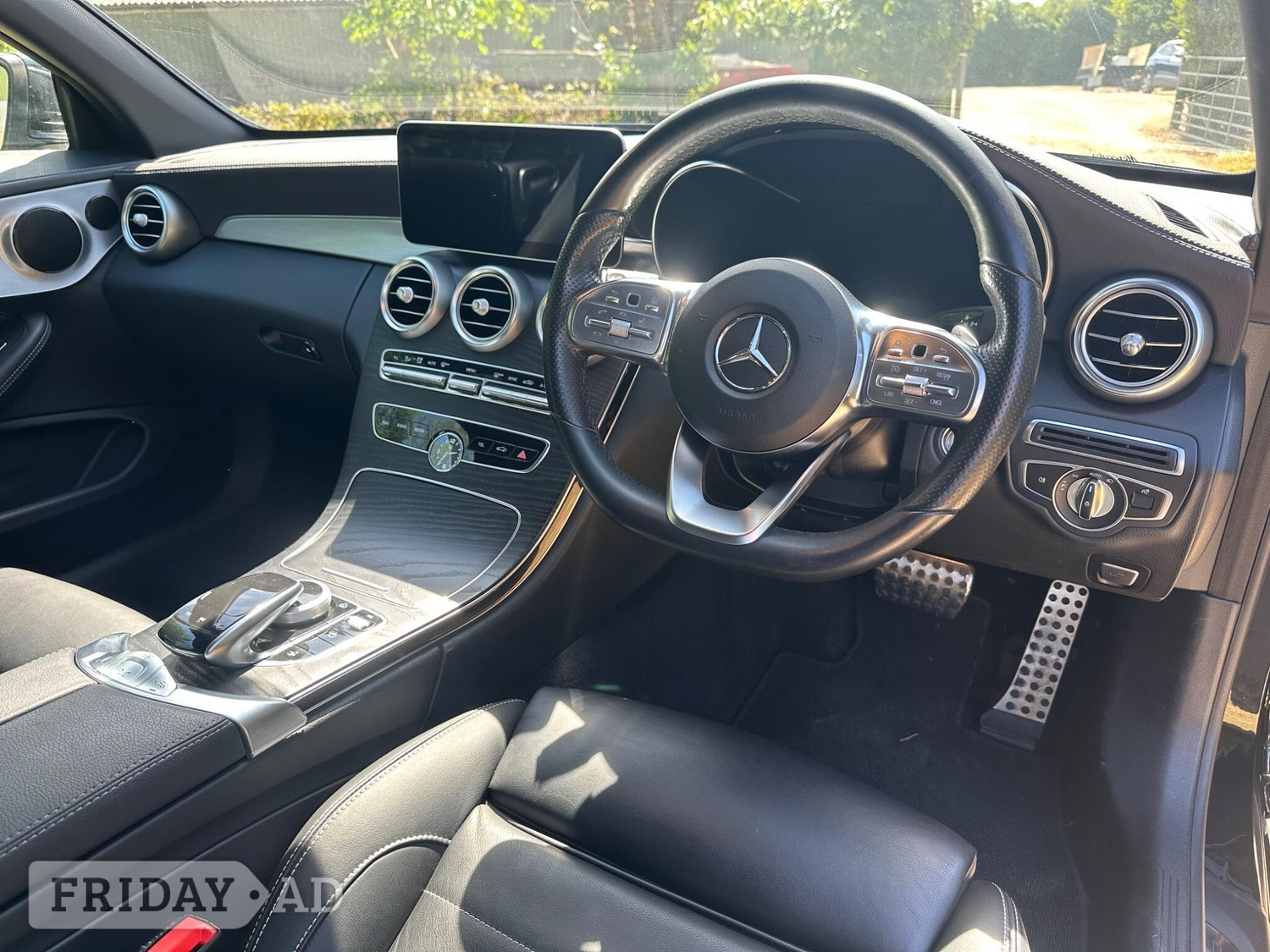 [ berth ]Mercedes-Benz C Class