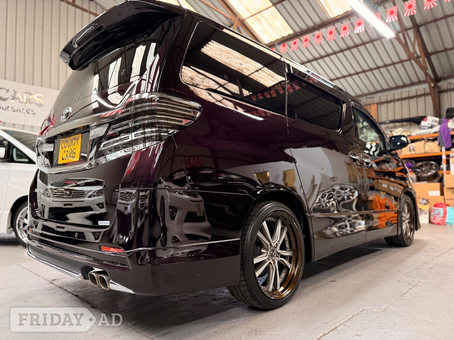 Toyota Vellfire 2011 - Cars in Rochester