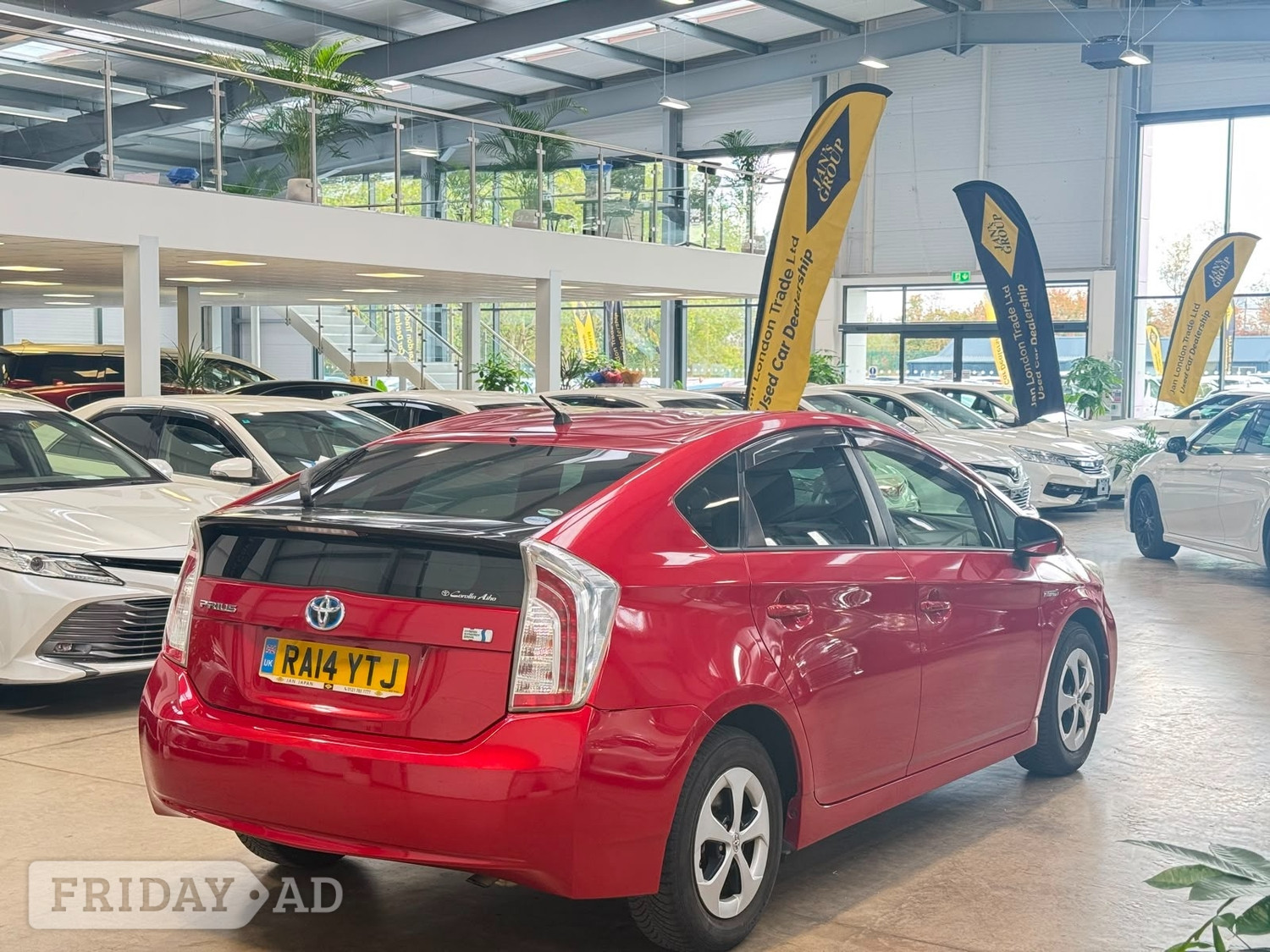 [ berth ]Toyota Prius
