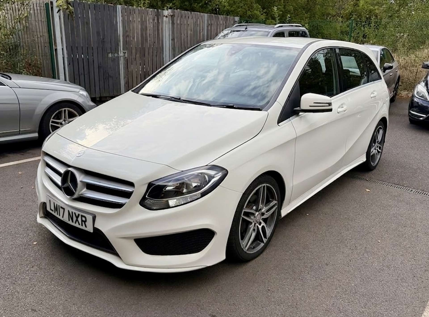[ berth ]Mercedes-Benz B Class