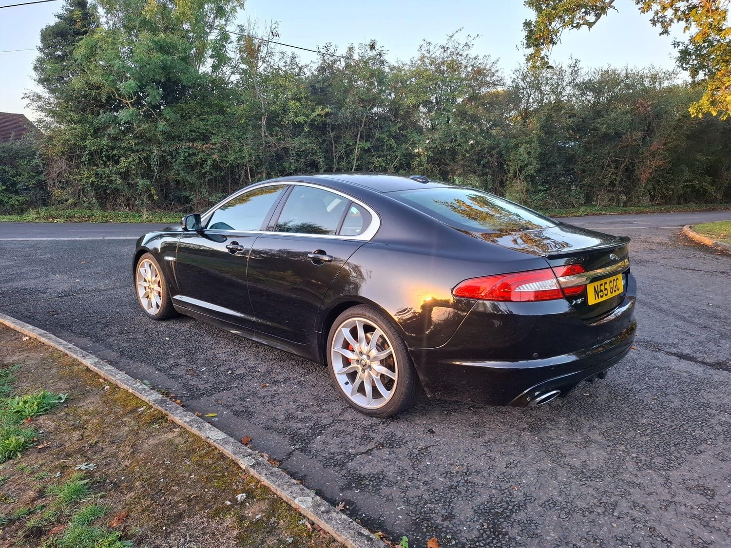 Jaguar XF 2012 - Cars