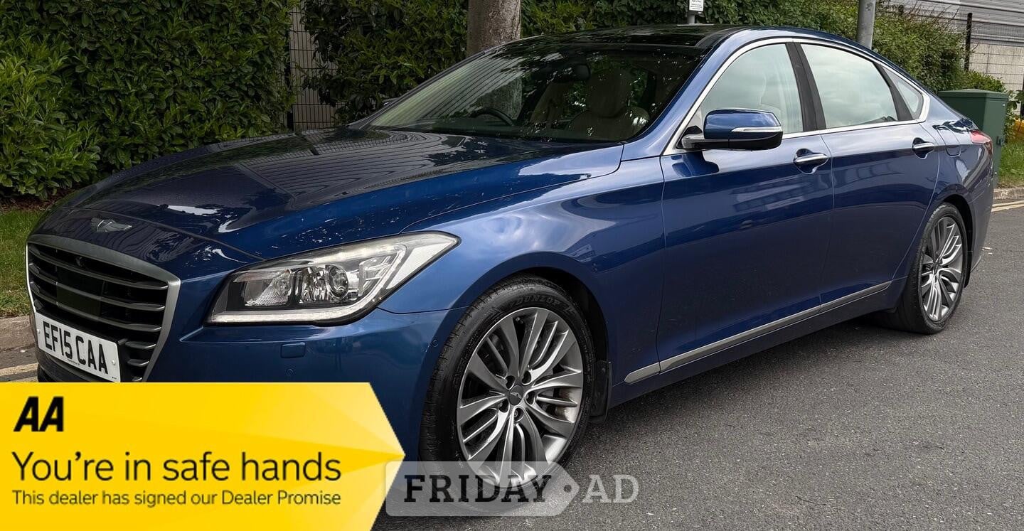 Hyundai Genesis 2015 in Willesden