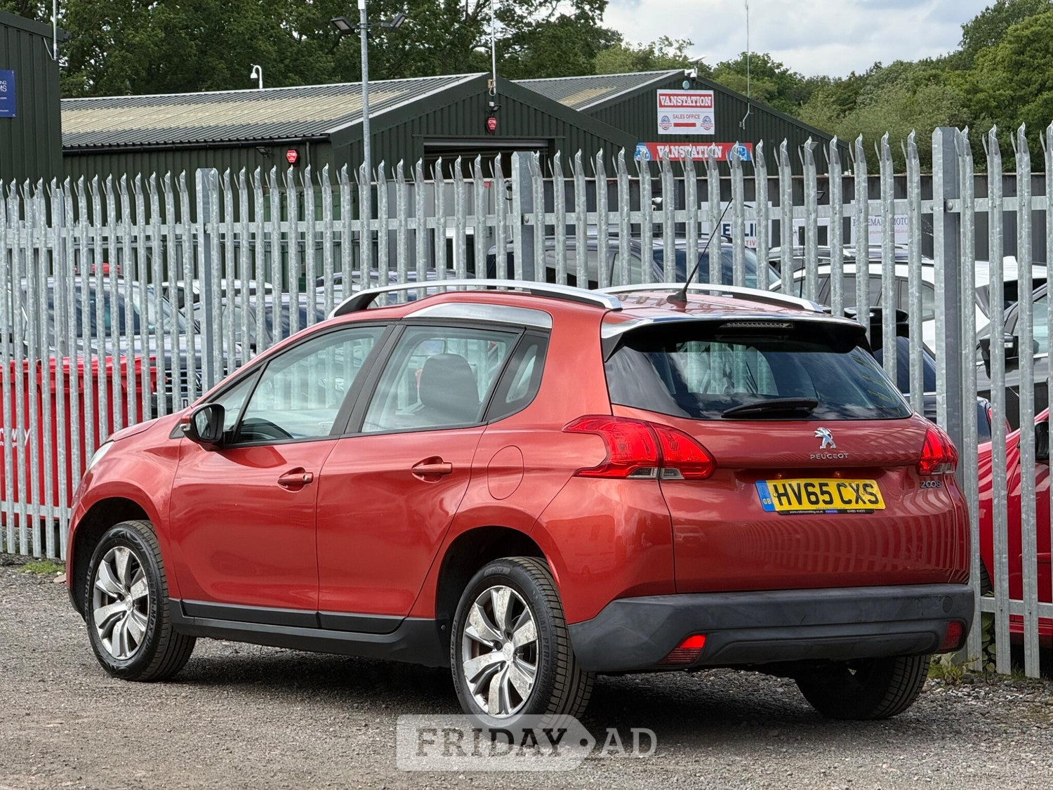 Peugeot 2008 2015 - Cars