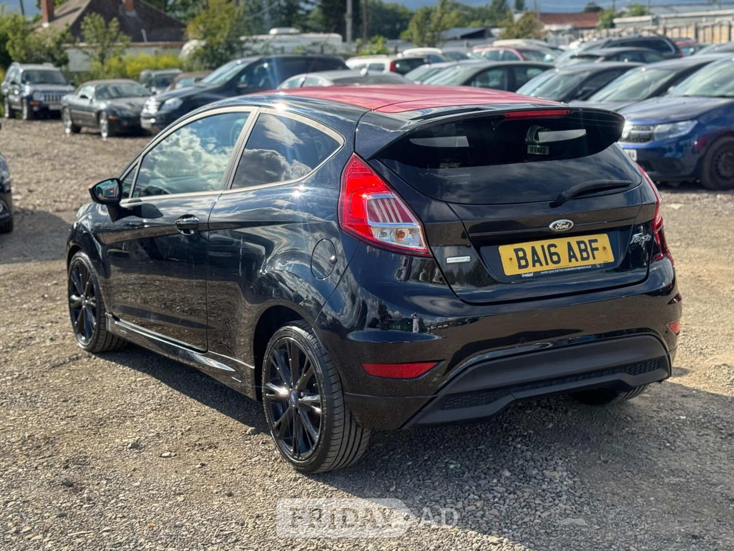 Ford Fiesta 2016 - Cars in Windsor