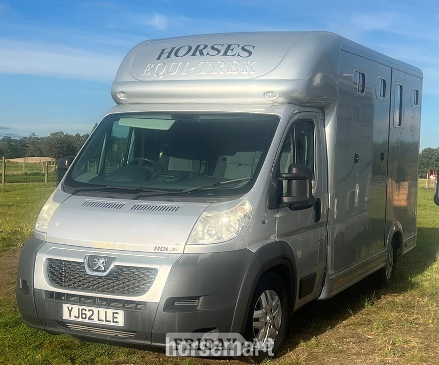 Equi-Trek Super Sonic Peugeot Horsebox in Elgin
