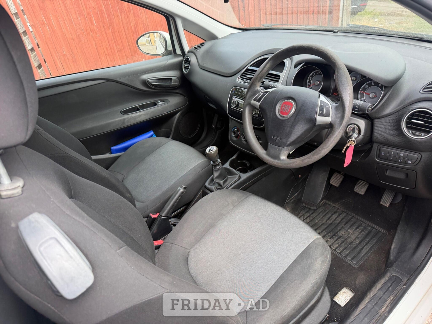 Fiat Punto 2014 - Cars in Uxbridge