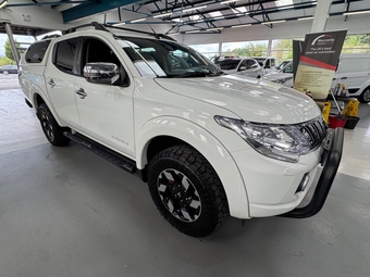 Mitsubishi L200 2015