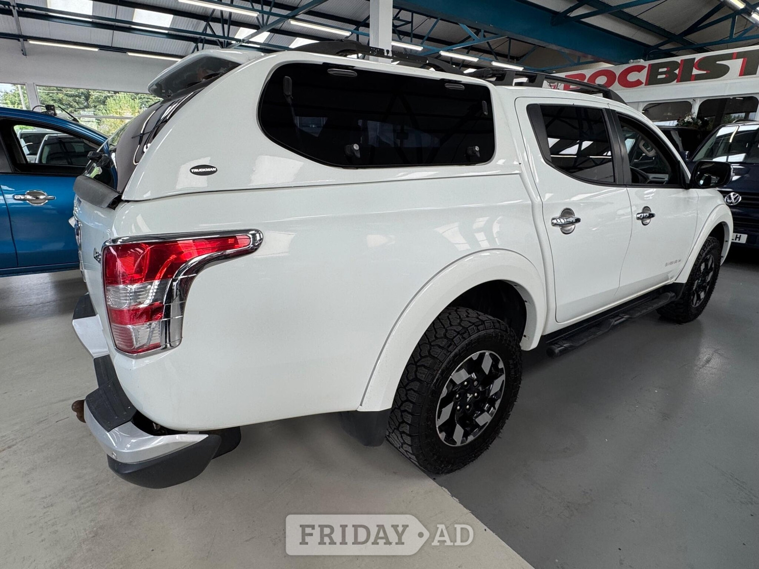 Mitsubishi L200 2015 - Vans & Commercial Vehicles