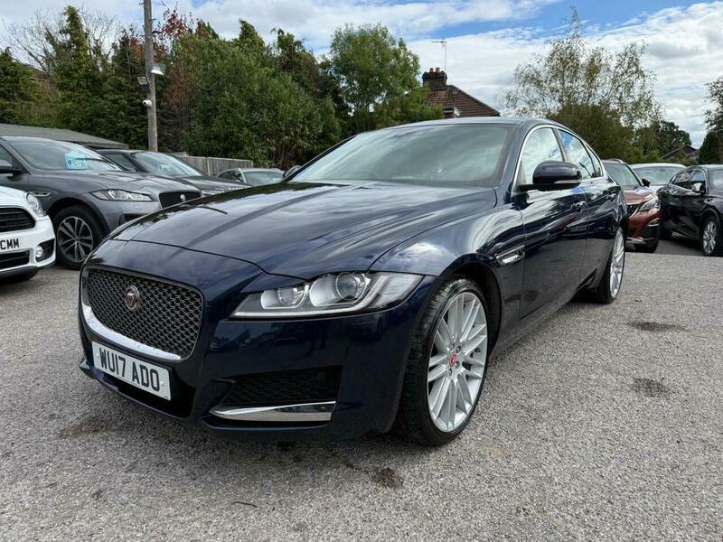 Jaguar XF 2017 - Cars in Crawley