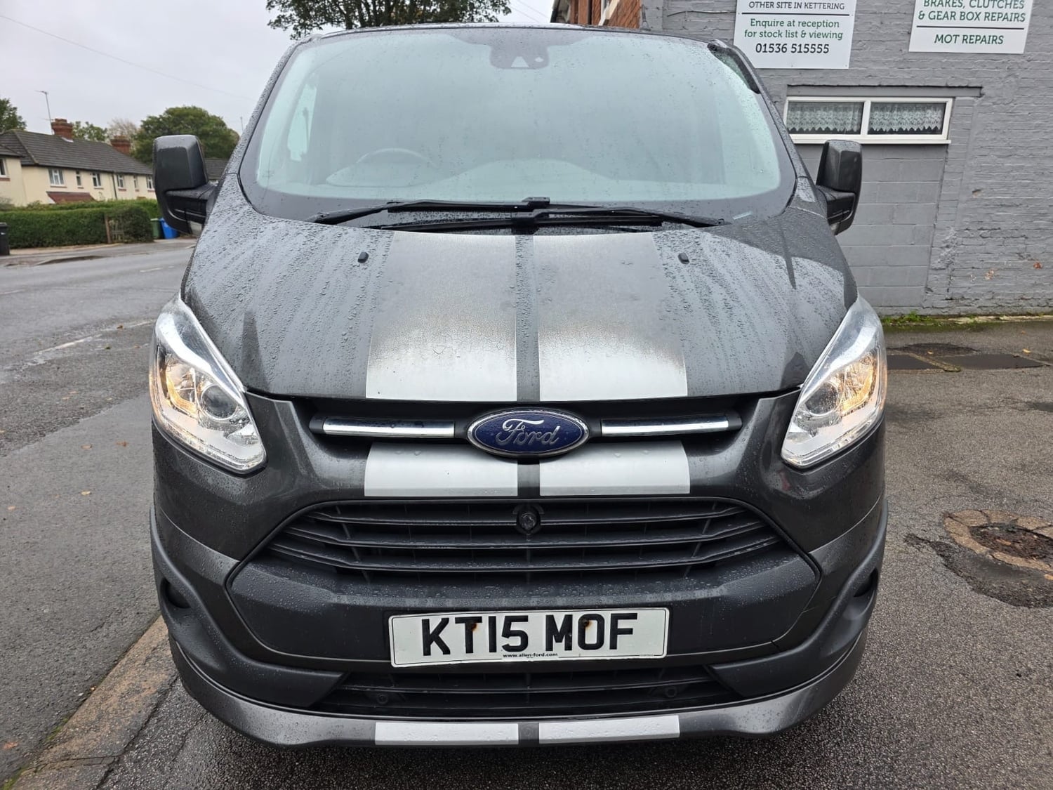 [ berth ]Ford Transit Custom
